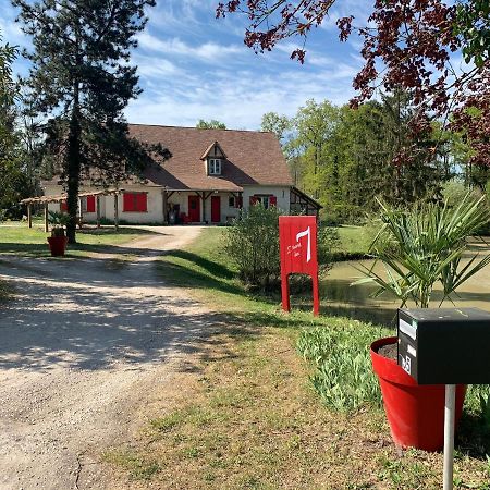 L'Etang Des 7 Hotel Le Controis-en-Sologne Bagian luar foto