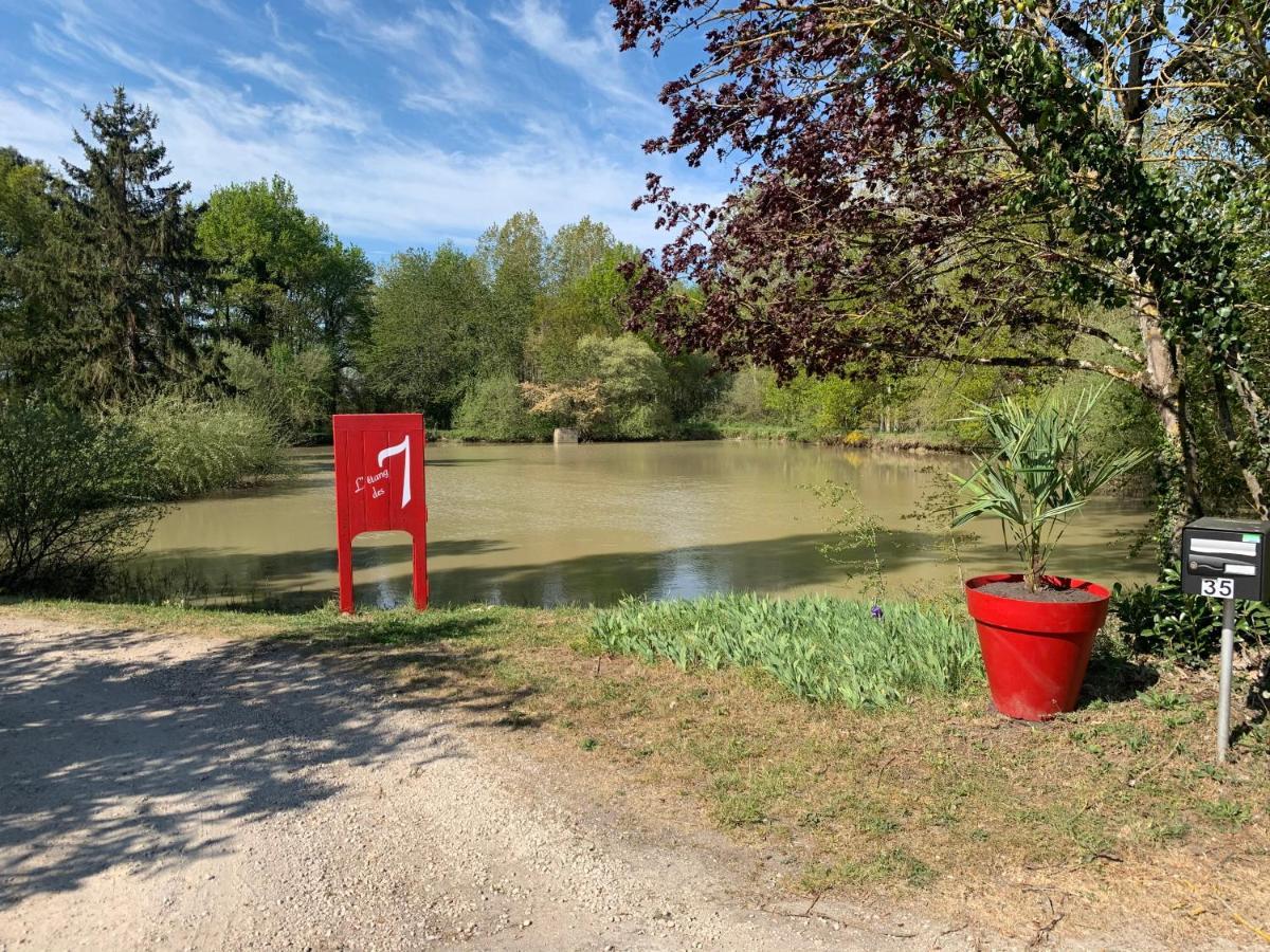 L'Etang Des 7 Hotel Le Controis-en-Sologne Bagian luar foto