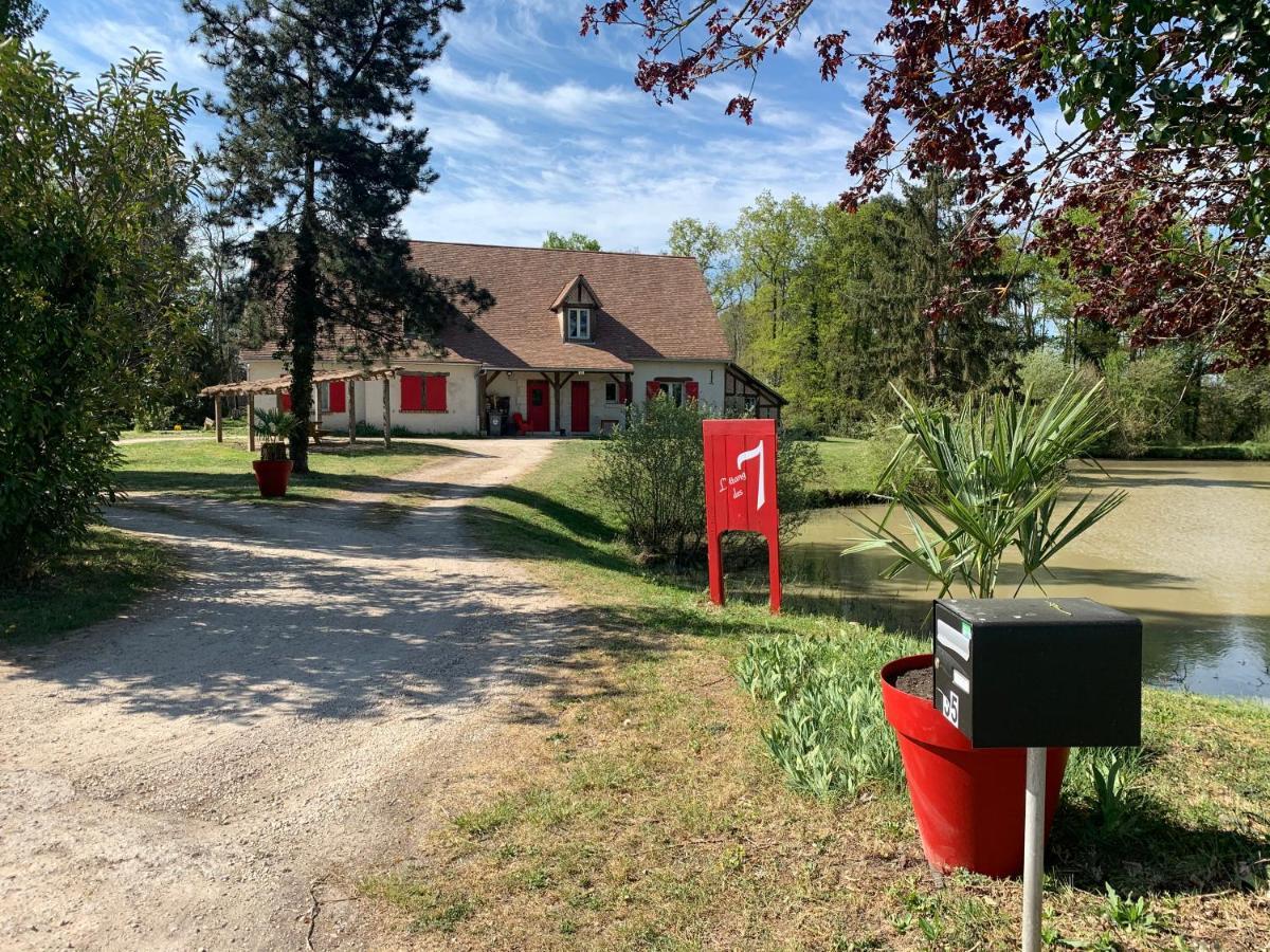 L'Etang Des 7 Hotel Le Controis-en-Sologne Bagian luar foto